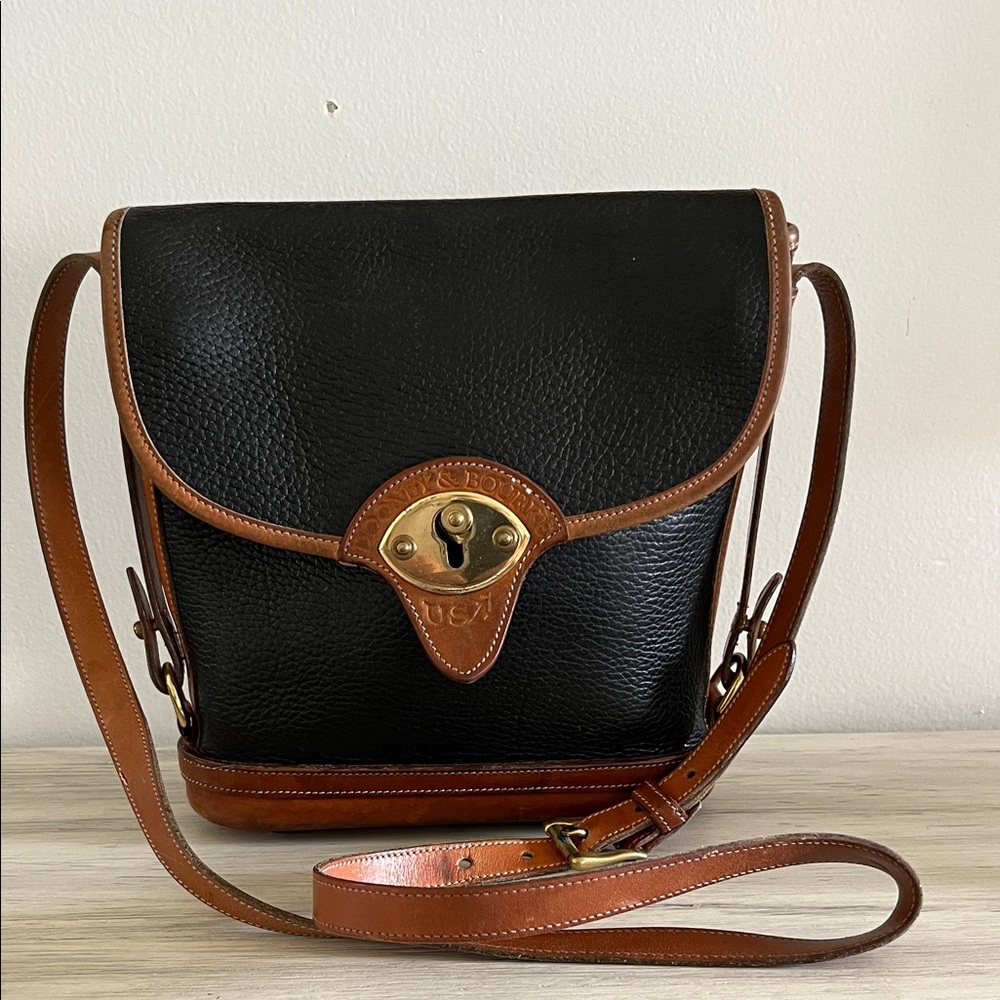 Dooney & Bourke Vintage Black and Brown Leather Shoulder Bag